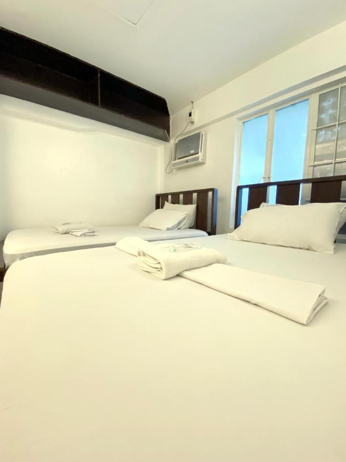 Hotel E Relaxed Haven Transient House à Pasay Extérieur photo